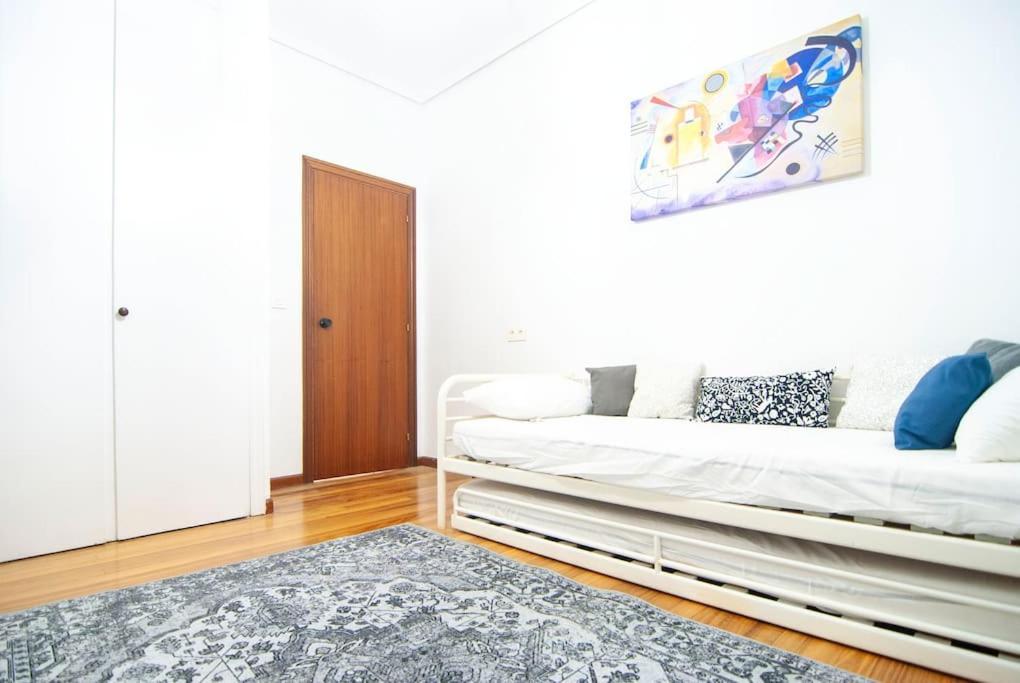Bilborock By Zazpikaleak Apartment Bilbao Exterior photo